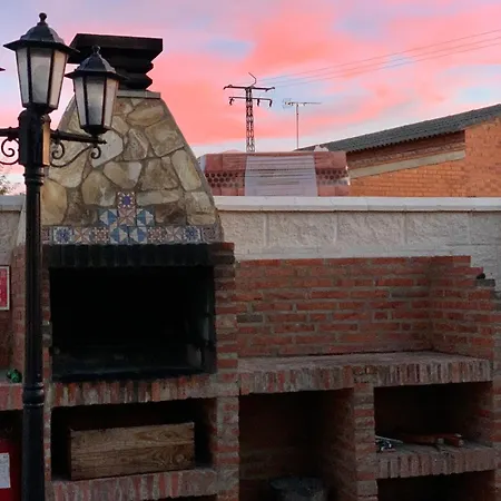 بيت ضيافة Casa Rural Alaejos Alaejos